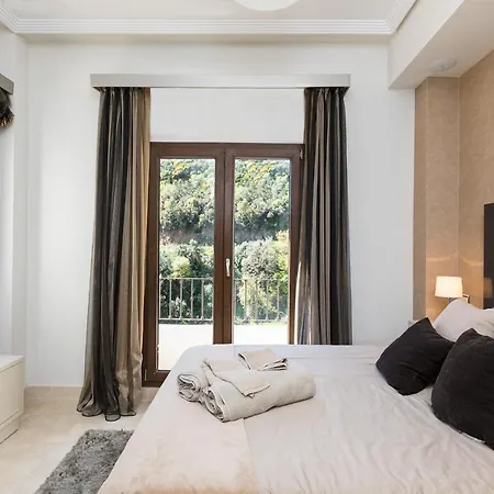 Luxury 4br - Hills & Country Club Benahavis
