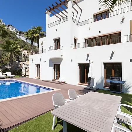 Villa Luxury 4br - Hills & Country Club Benahavis
