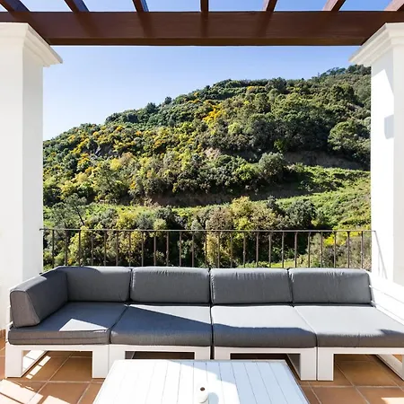 Luxury 4br - Hills & Country Club * Benahavis